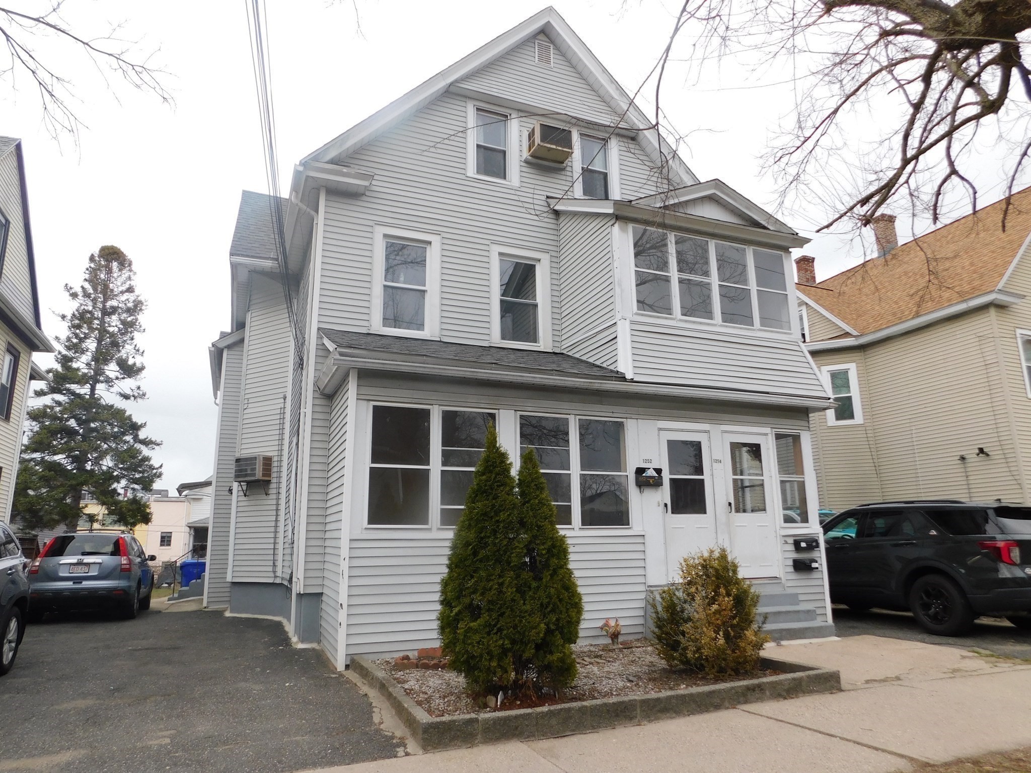1254 Worcester St #3 — photo