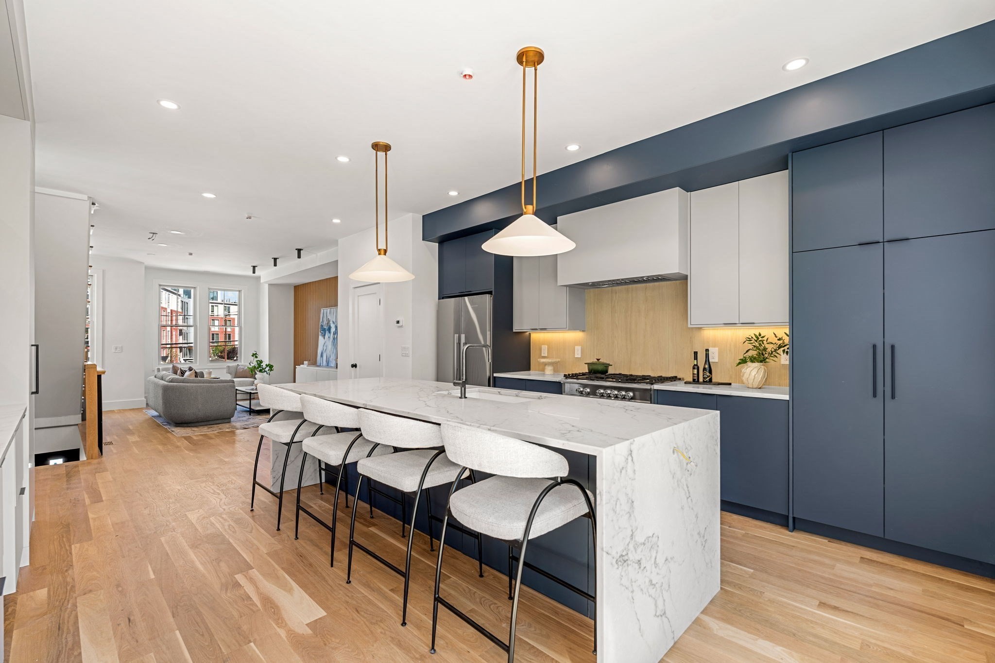 17 Lothrop St #17 — photo