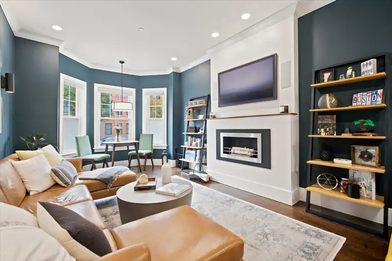 48 Chelsea St #1 — photo