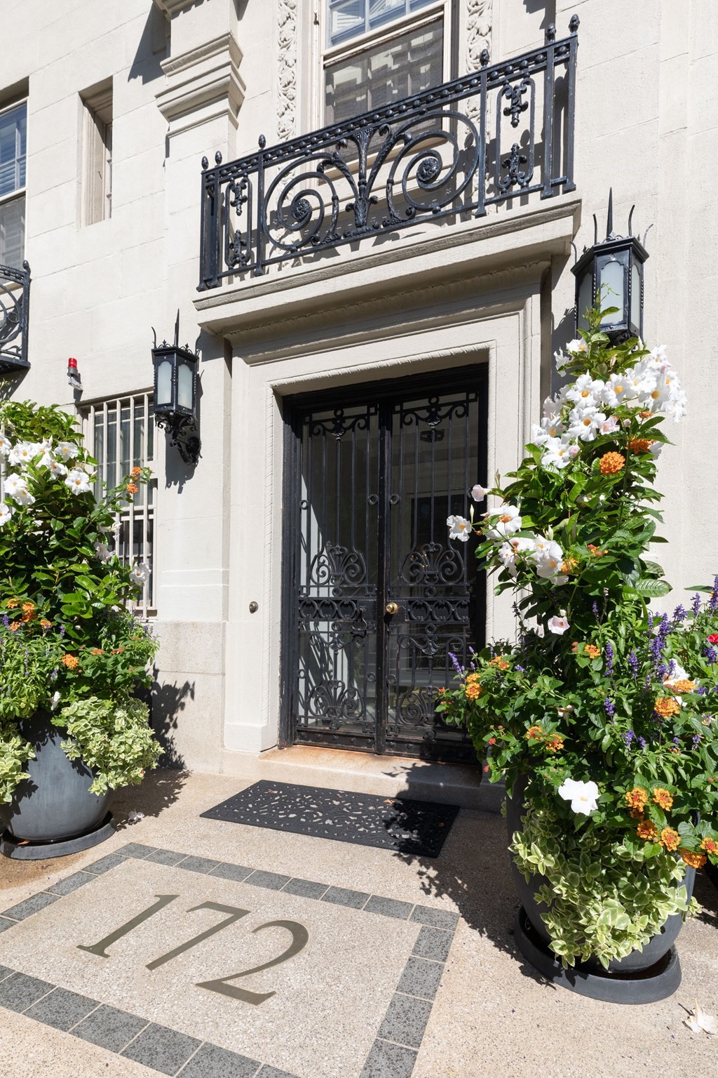 172 Beacon St #3 — photo