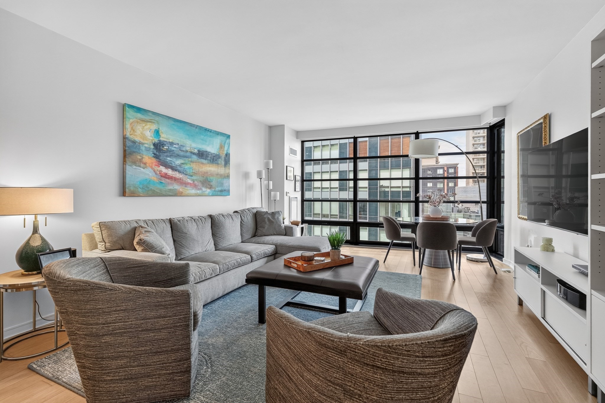 580 Washington St #1410 — photo