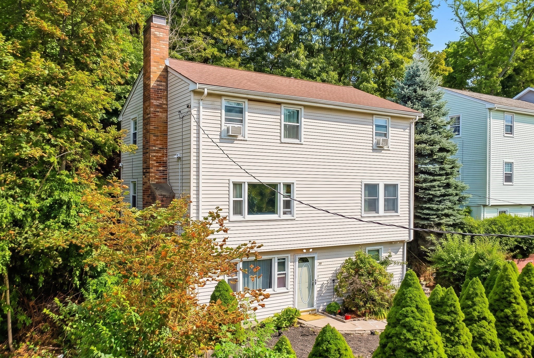 24 College Farm Rd — photo