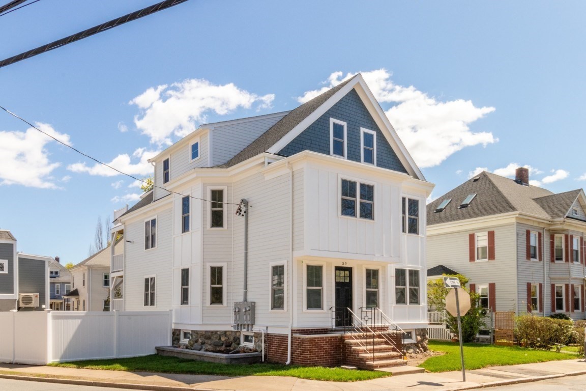 59-61 Wellington St #3 — photo