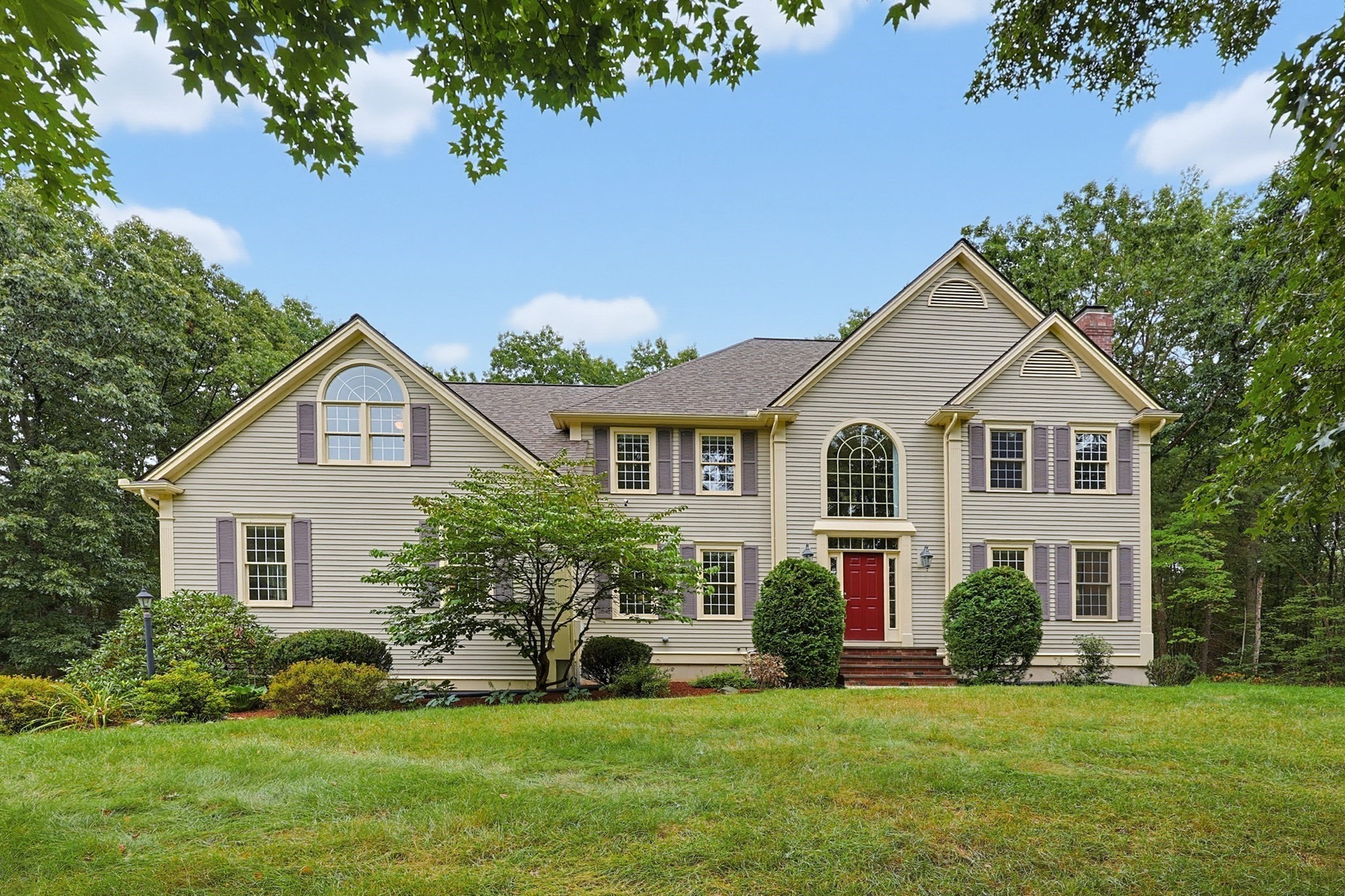 78 Duck Pond Dr — photo