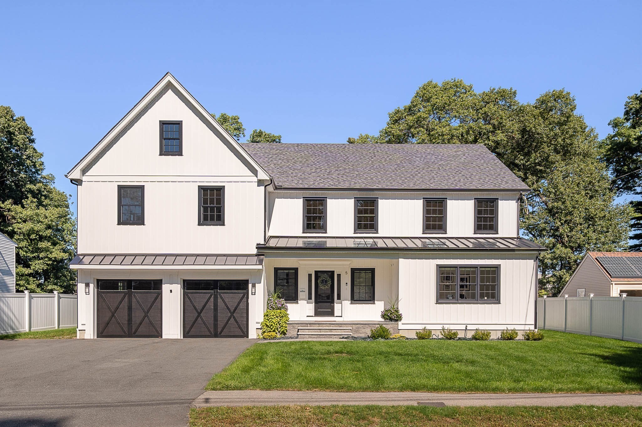 5 Travis Rd. — photo