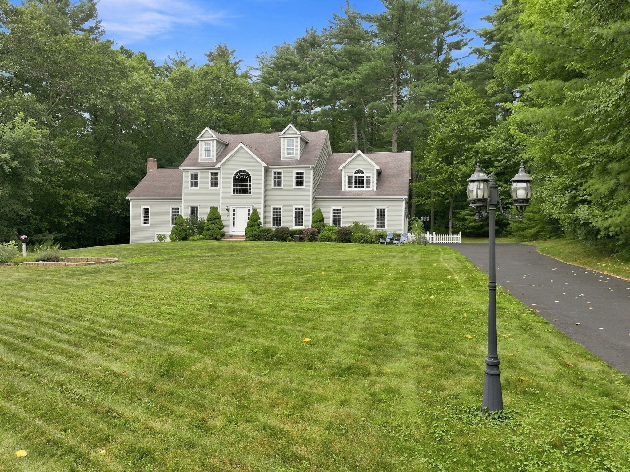 27 Juniper Road, Upton, MA 01568 — photo 3
