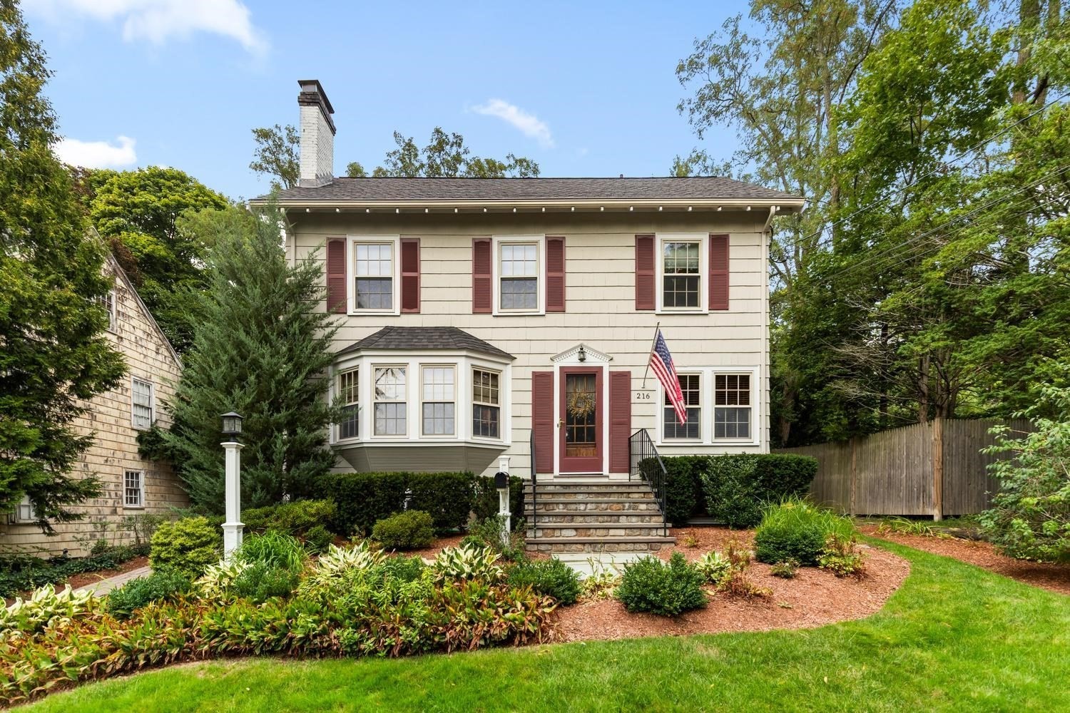 216 Bellevue Rd — photo