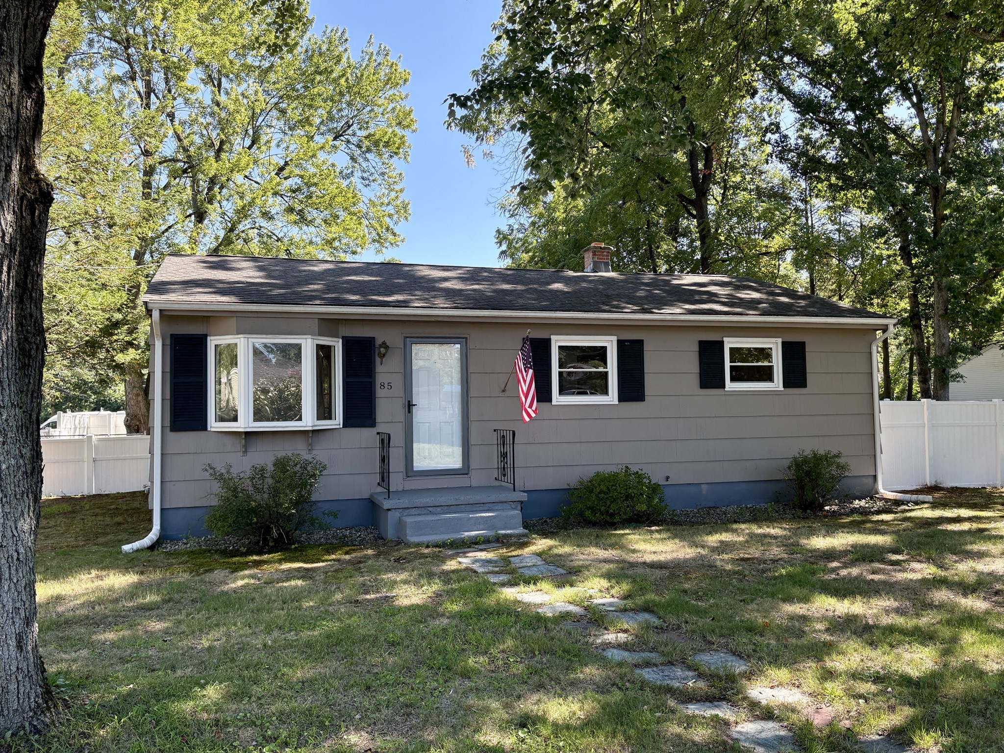85 Talmadge Dr — photo