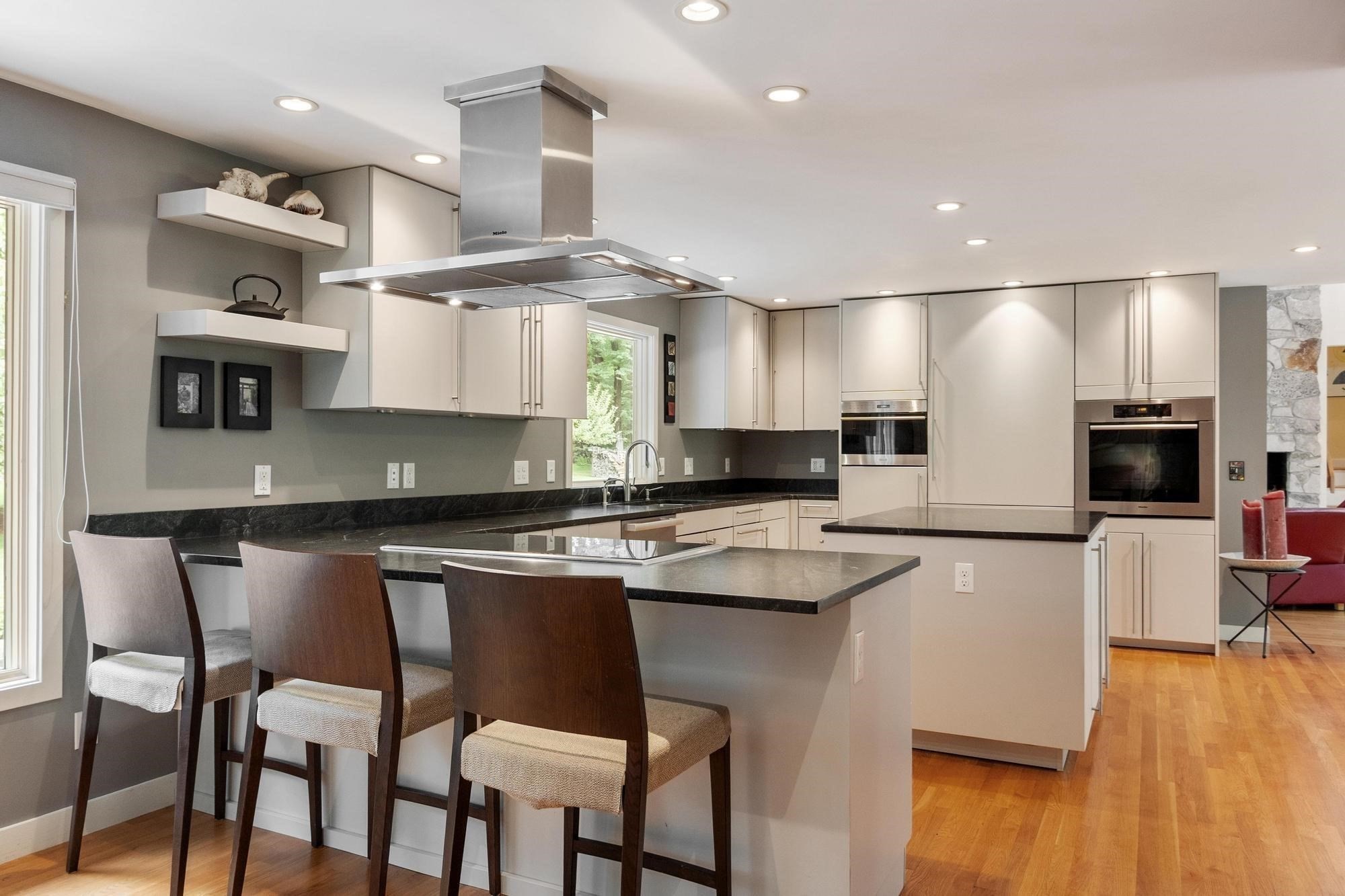 2 Sutton Place, Acton, MA 01720 — photo 3