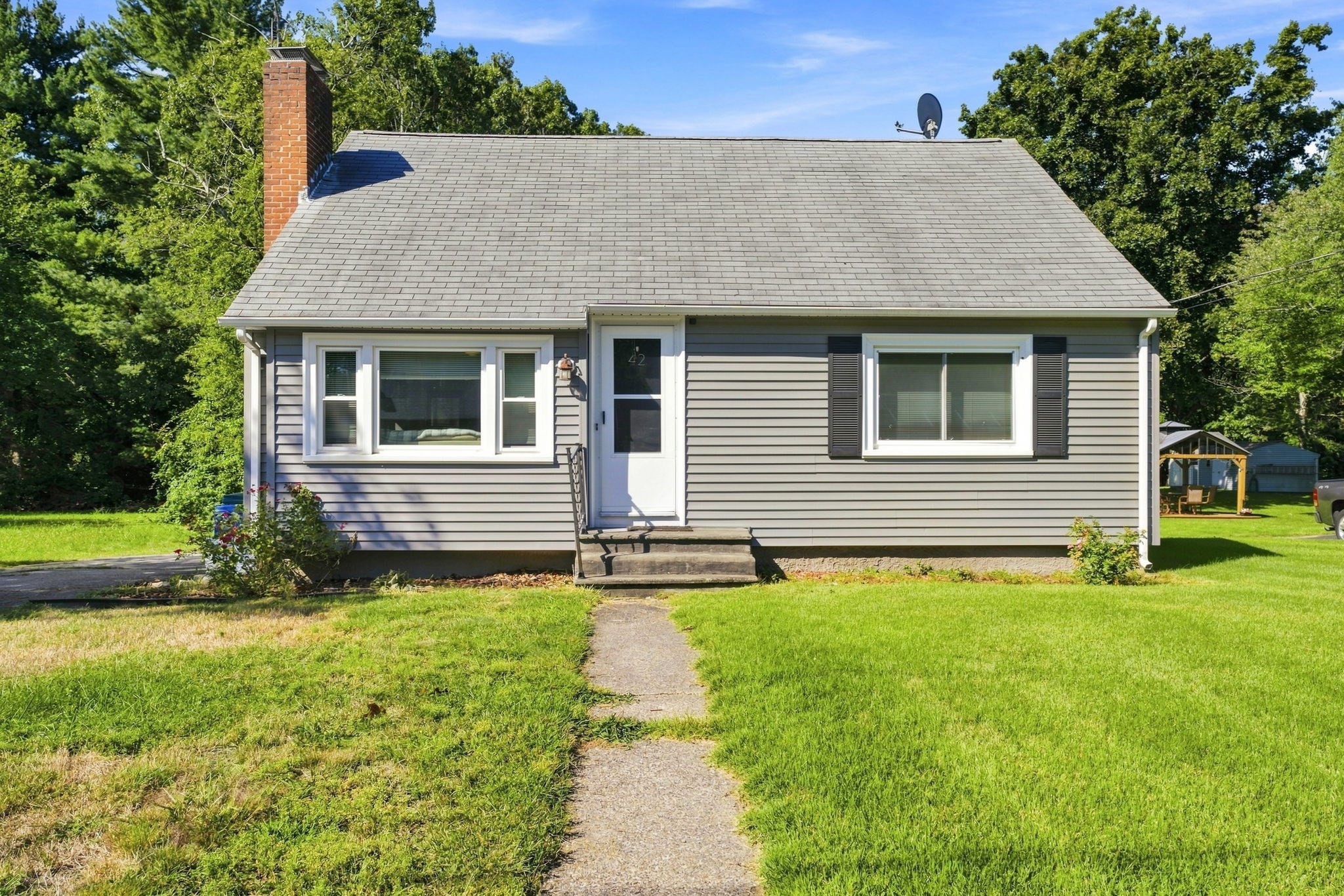 42 7 Mile River Dr — photo