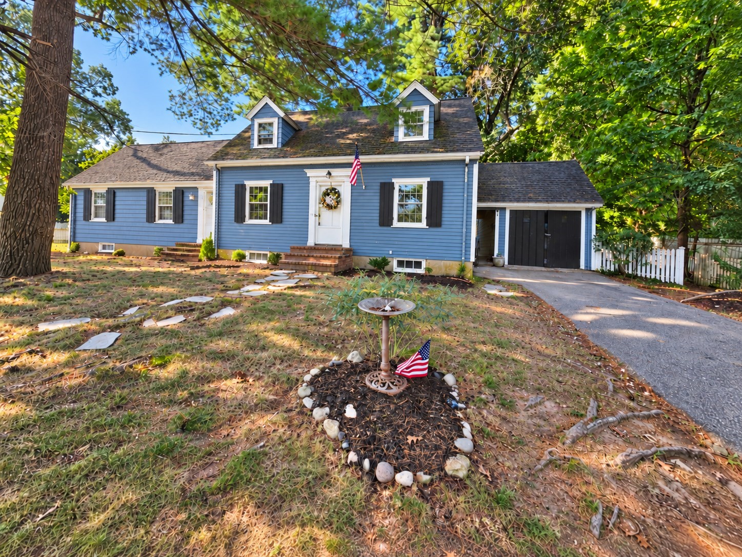 11 Homestead Road — photo