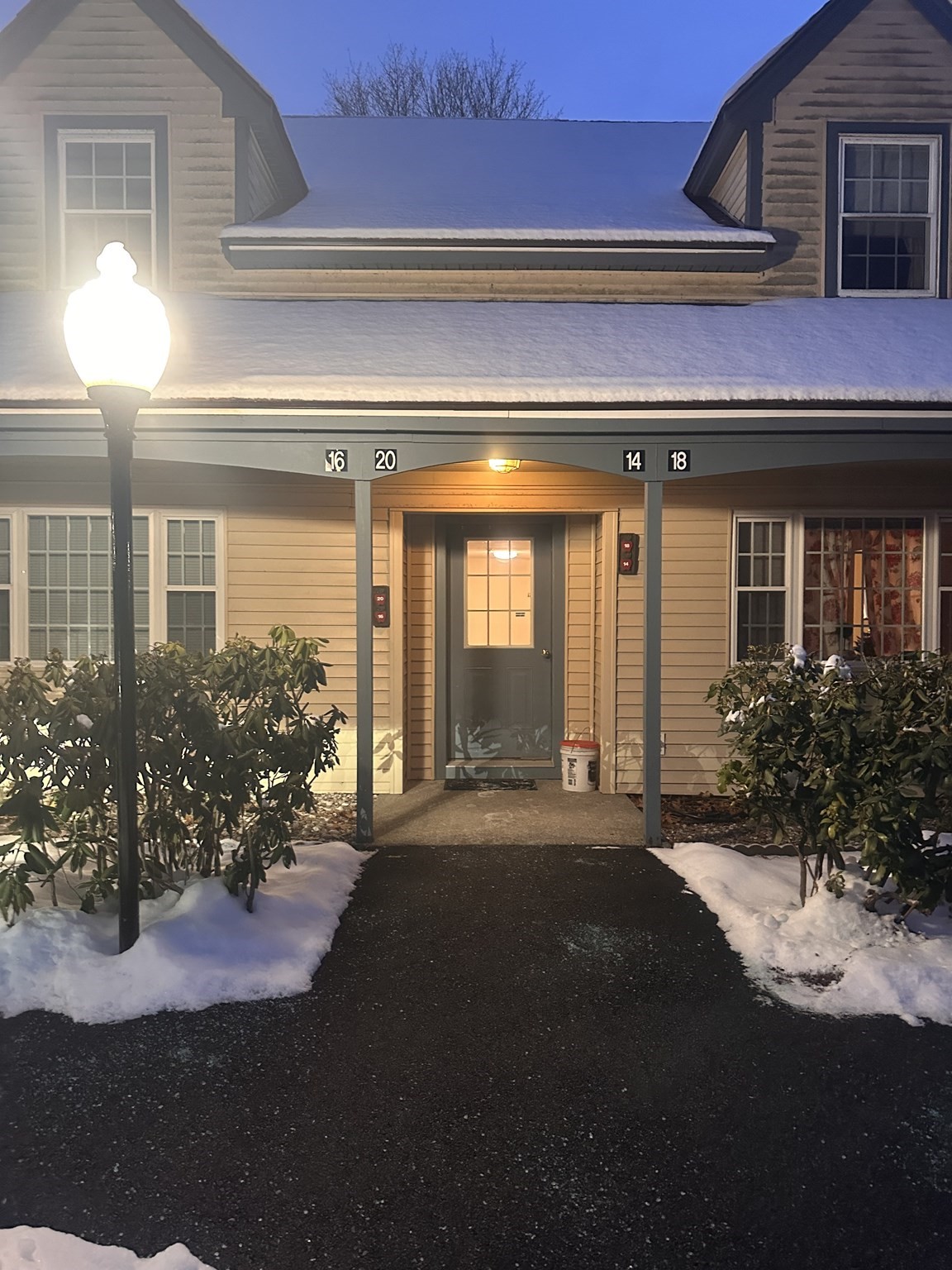 16 Kennedy Dr #16 — photo