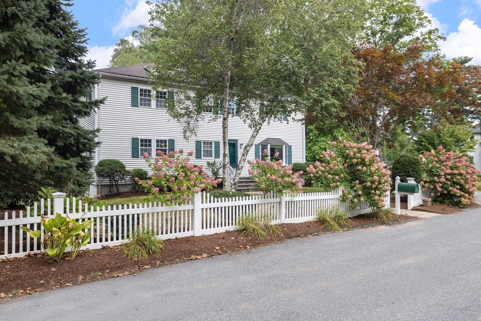 23 Leach Ln — photo