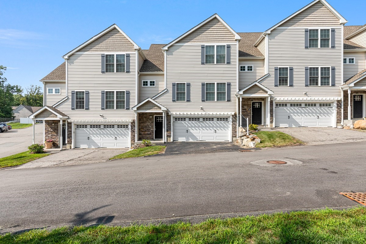 102 Hunting Hill Dr #102 — photo