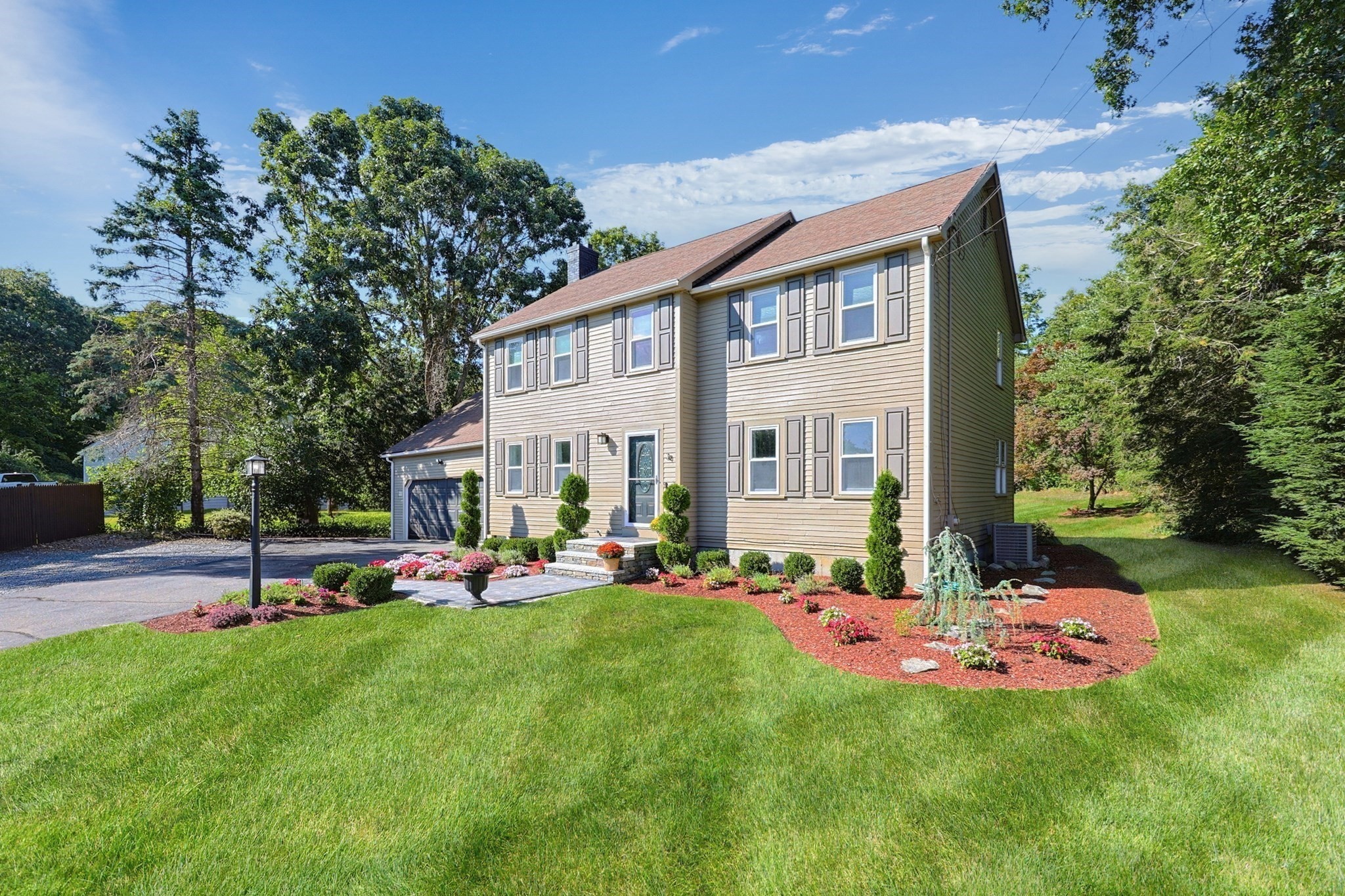 34 Zarek Dr — photo