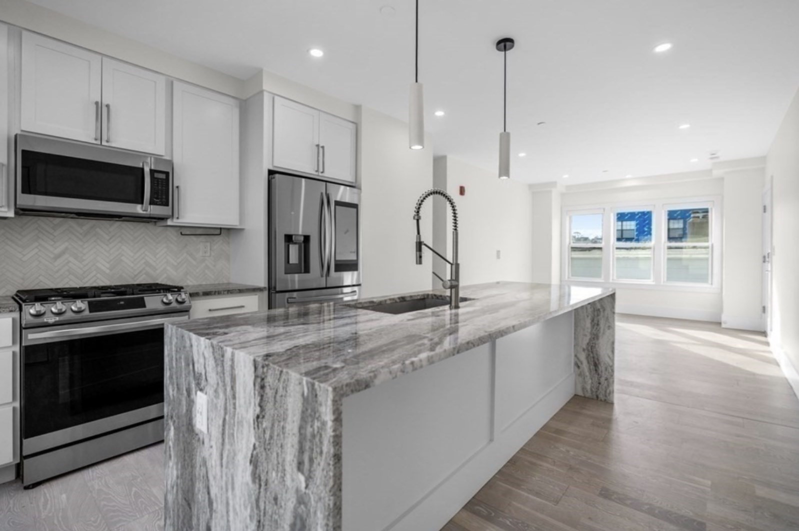 52 Spencer Ave #3 — photo