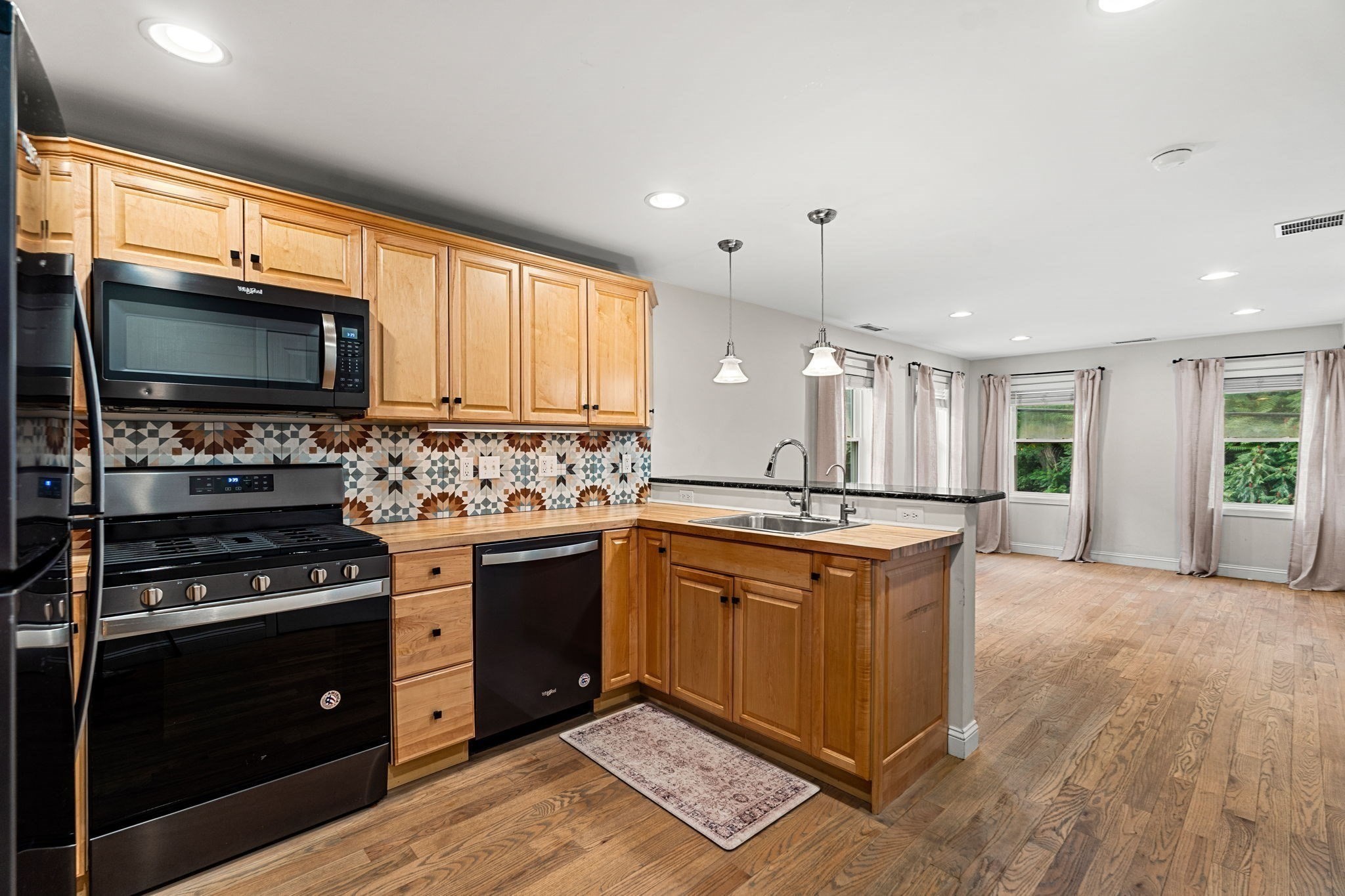 75 Mason St #2 — photo