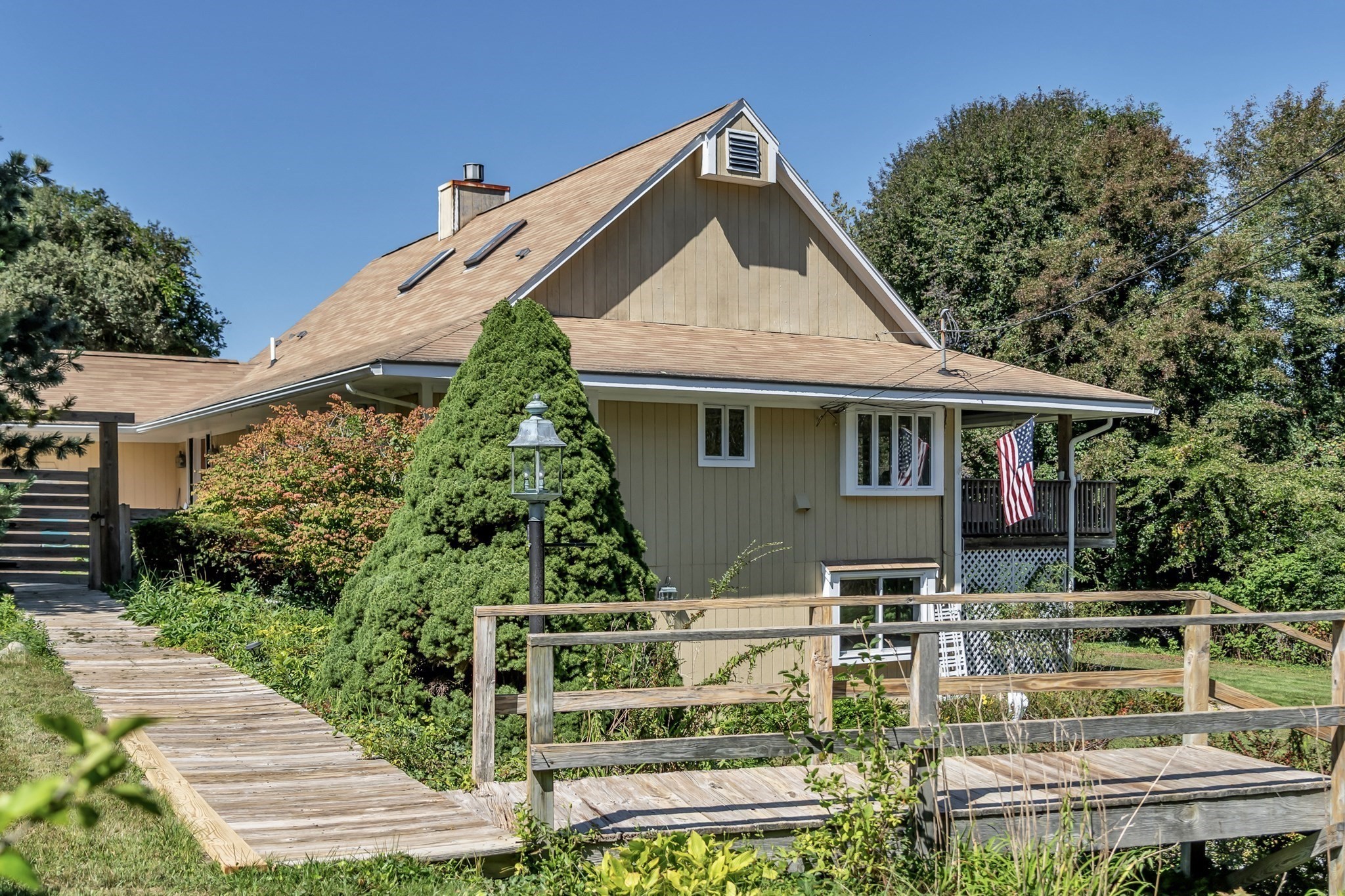 26 Dwight Rd — photo