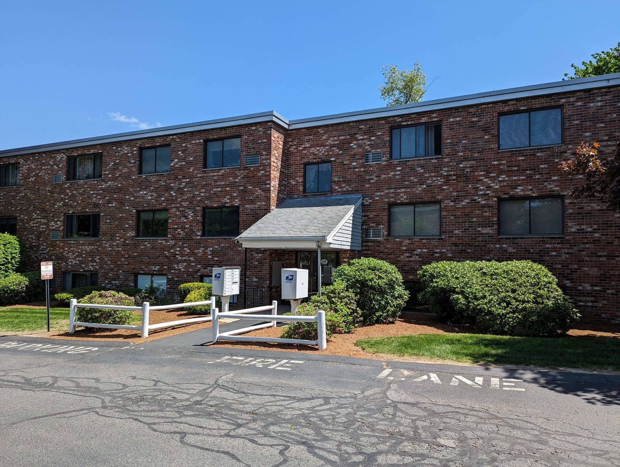 65 Milliken Ave #16 — photo