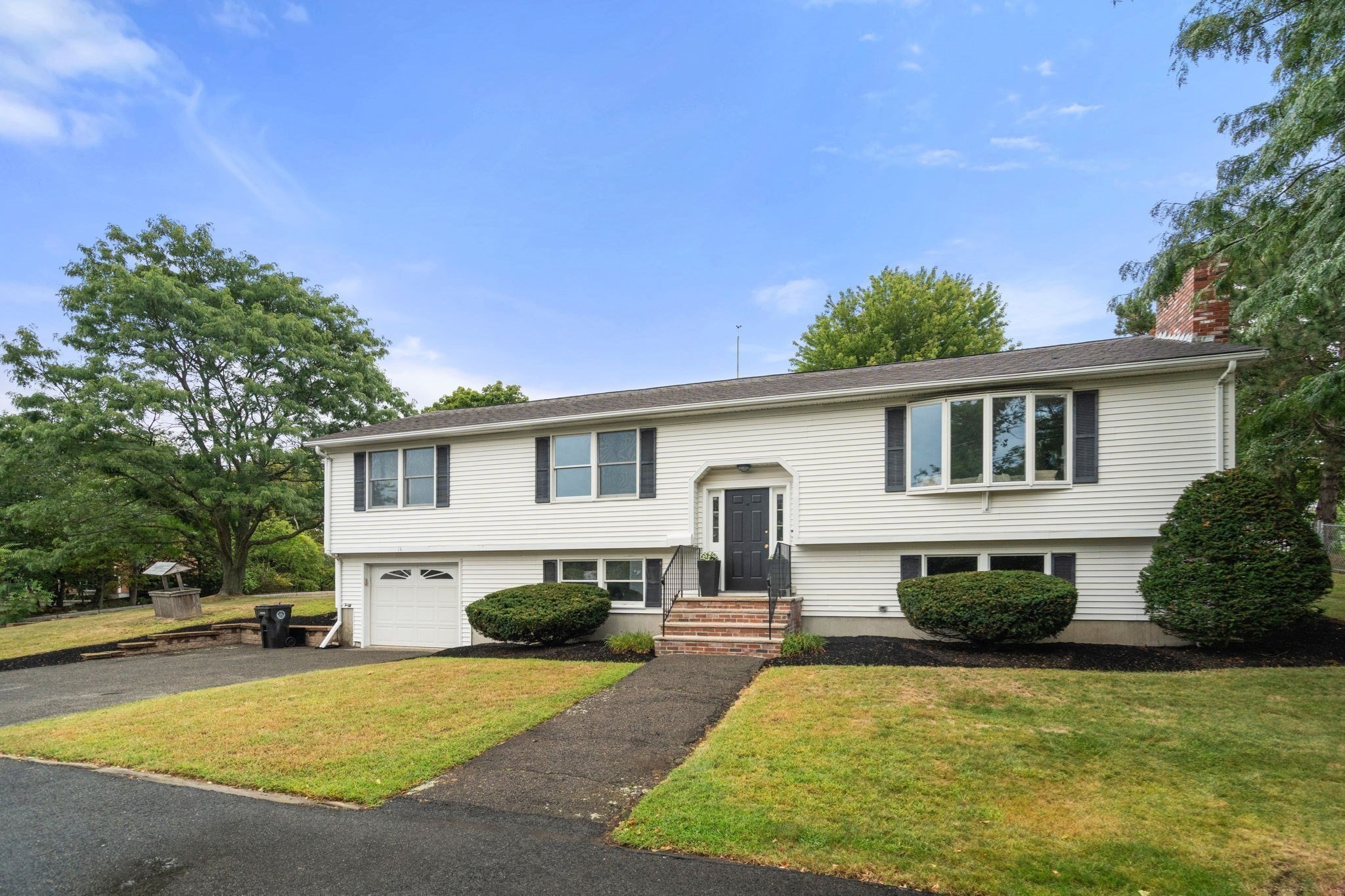 14 Glenn Ave — photo