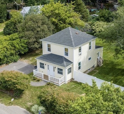 275 Holmes St. — photo