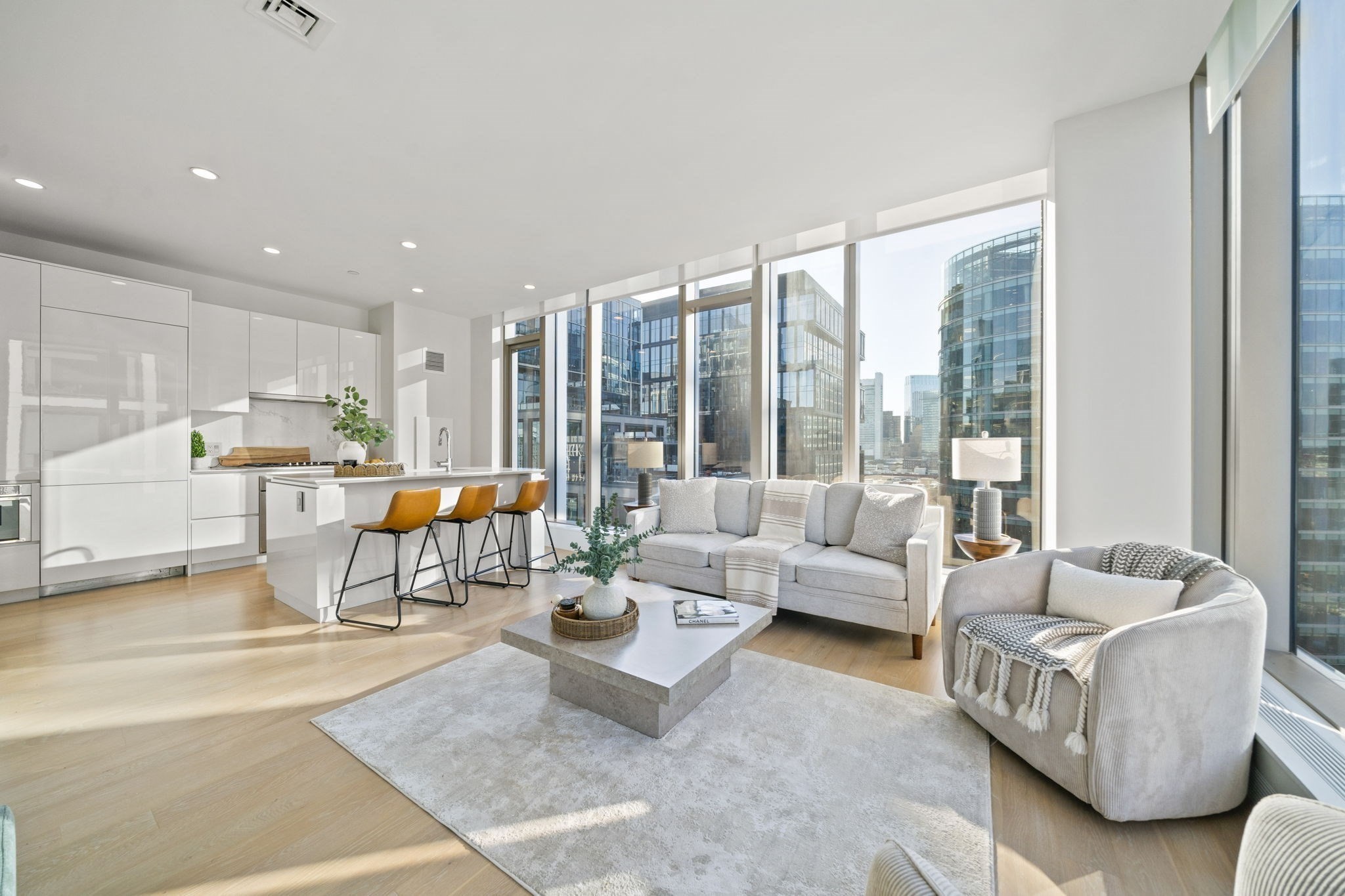 135 Seaport Blvd #1703 — photo