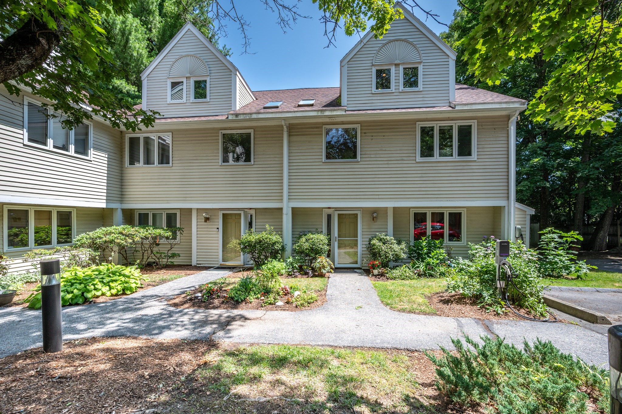 412 Parker St #O — photo
