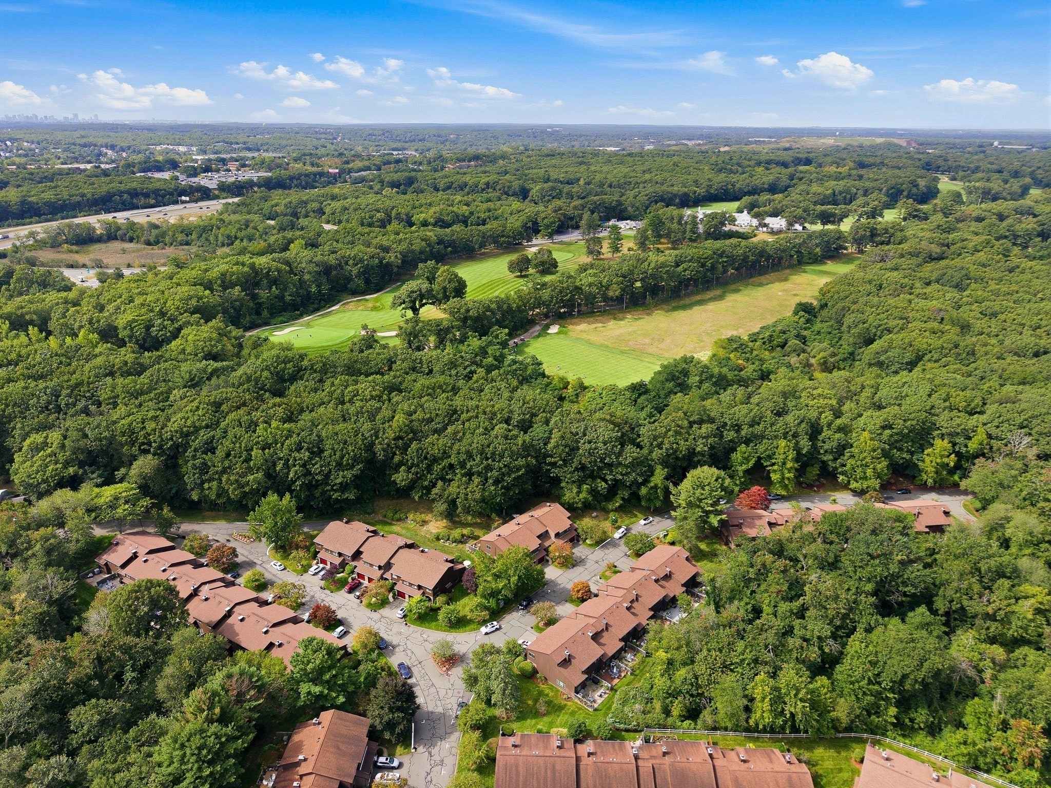 16 Country Club Rd #16 — photo