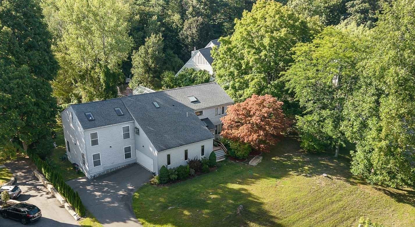 10 Pond View Ln — photo