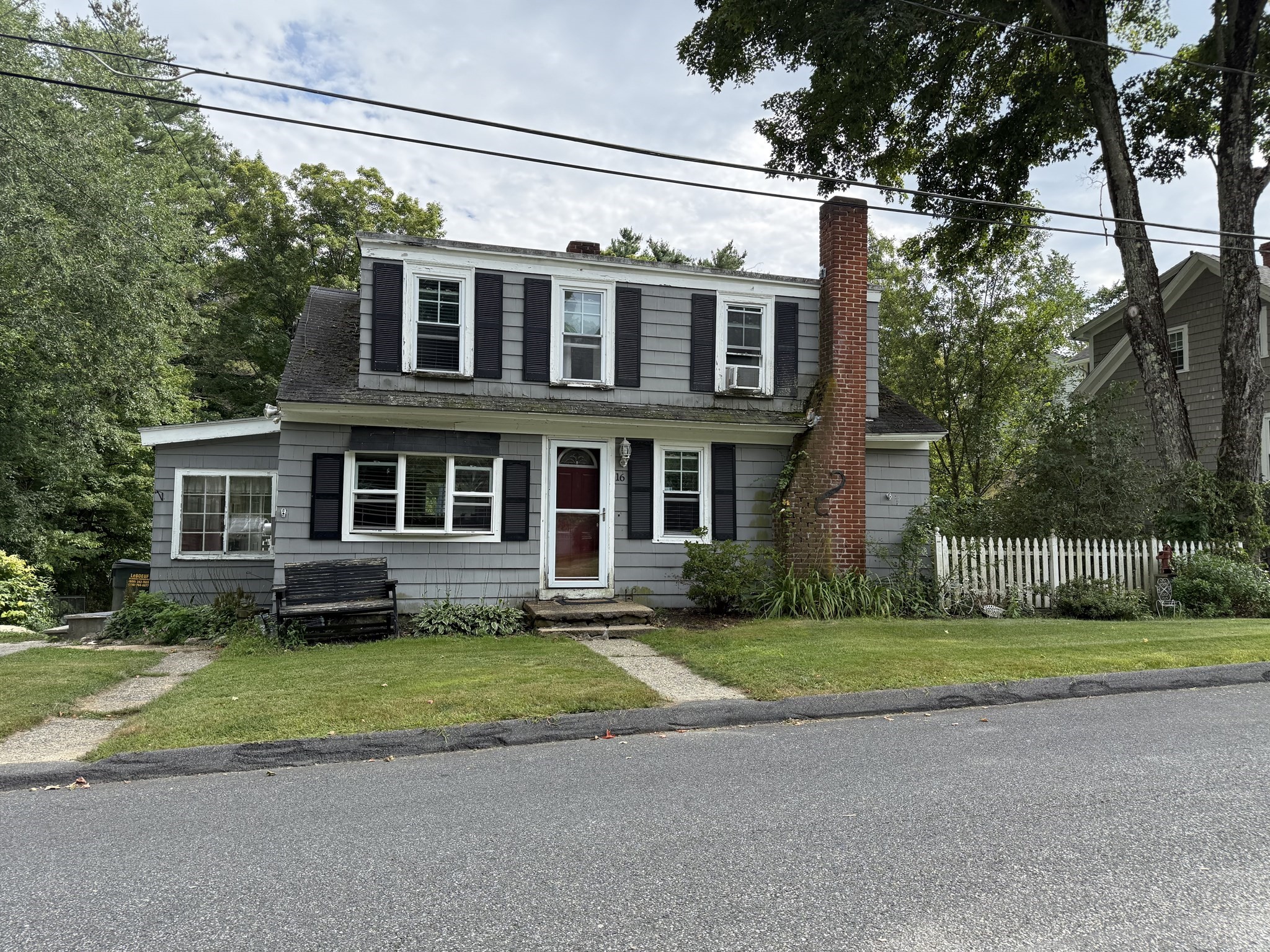 16 Charlton St — photo