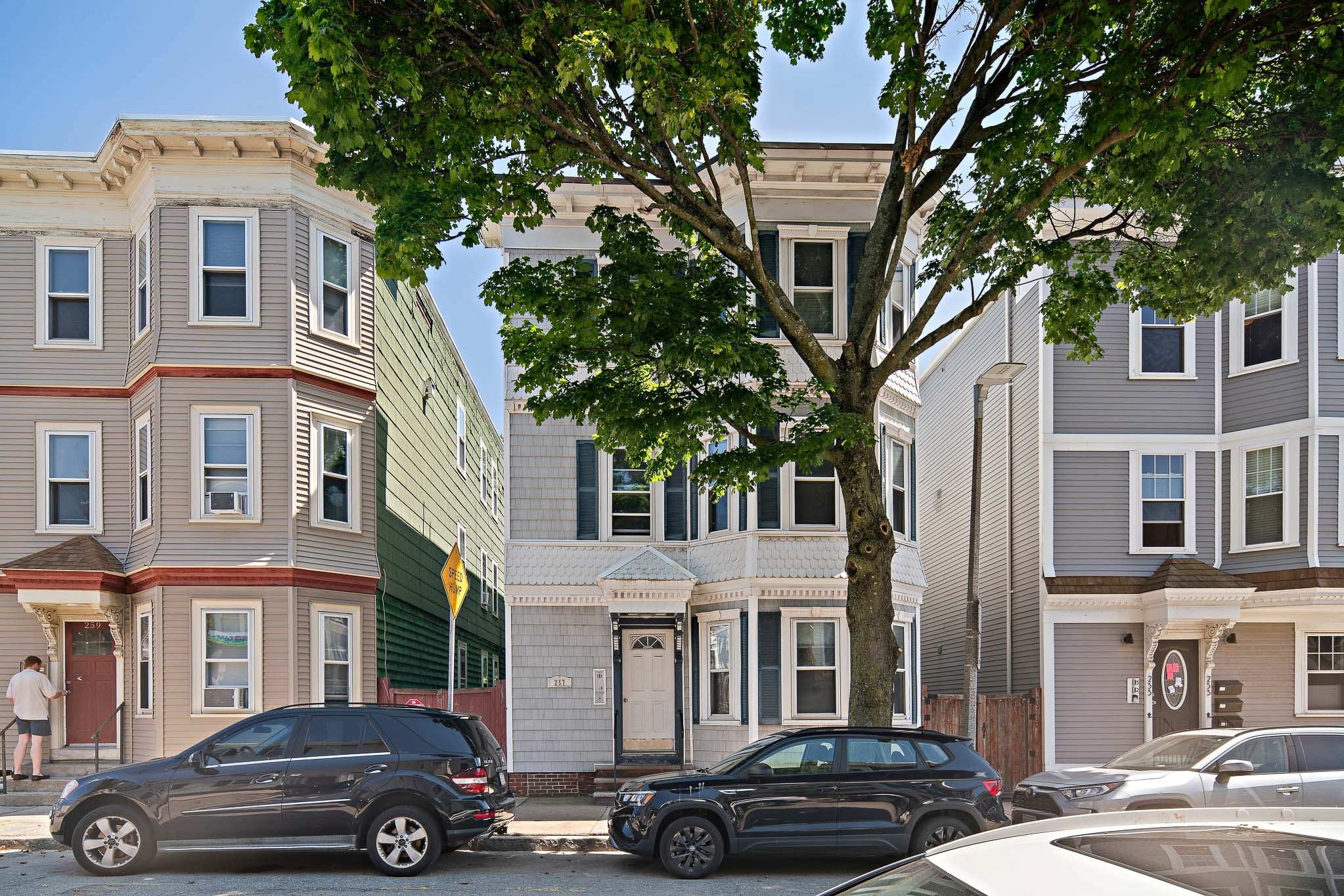 257 E St #2 — photo