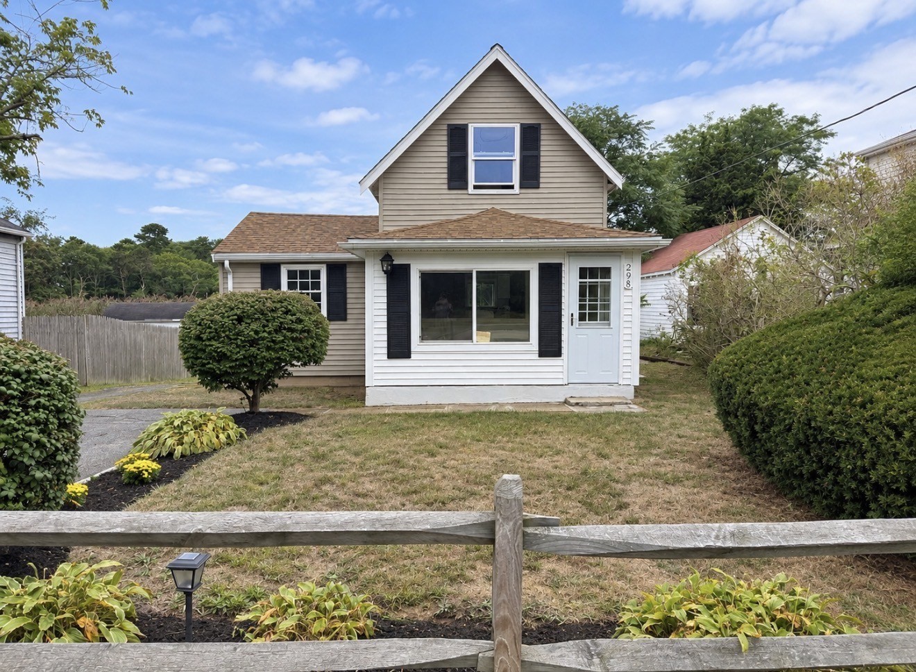 298 Onset Ave — photo