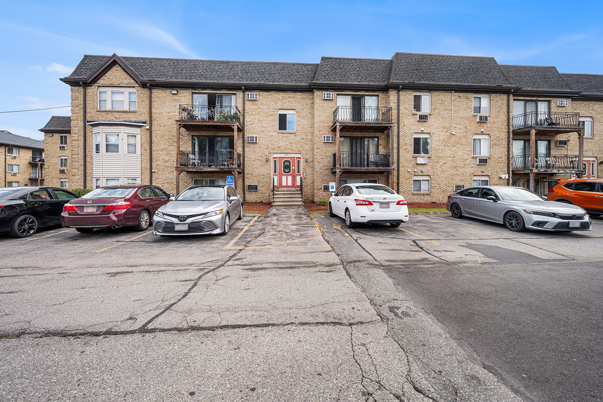 347 Pawtucket Blvd #3 — photo