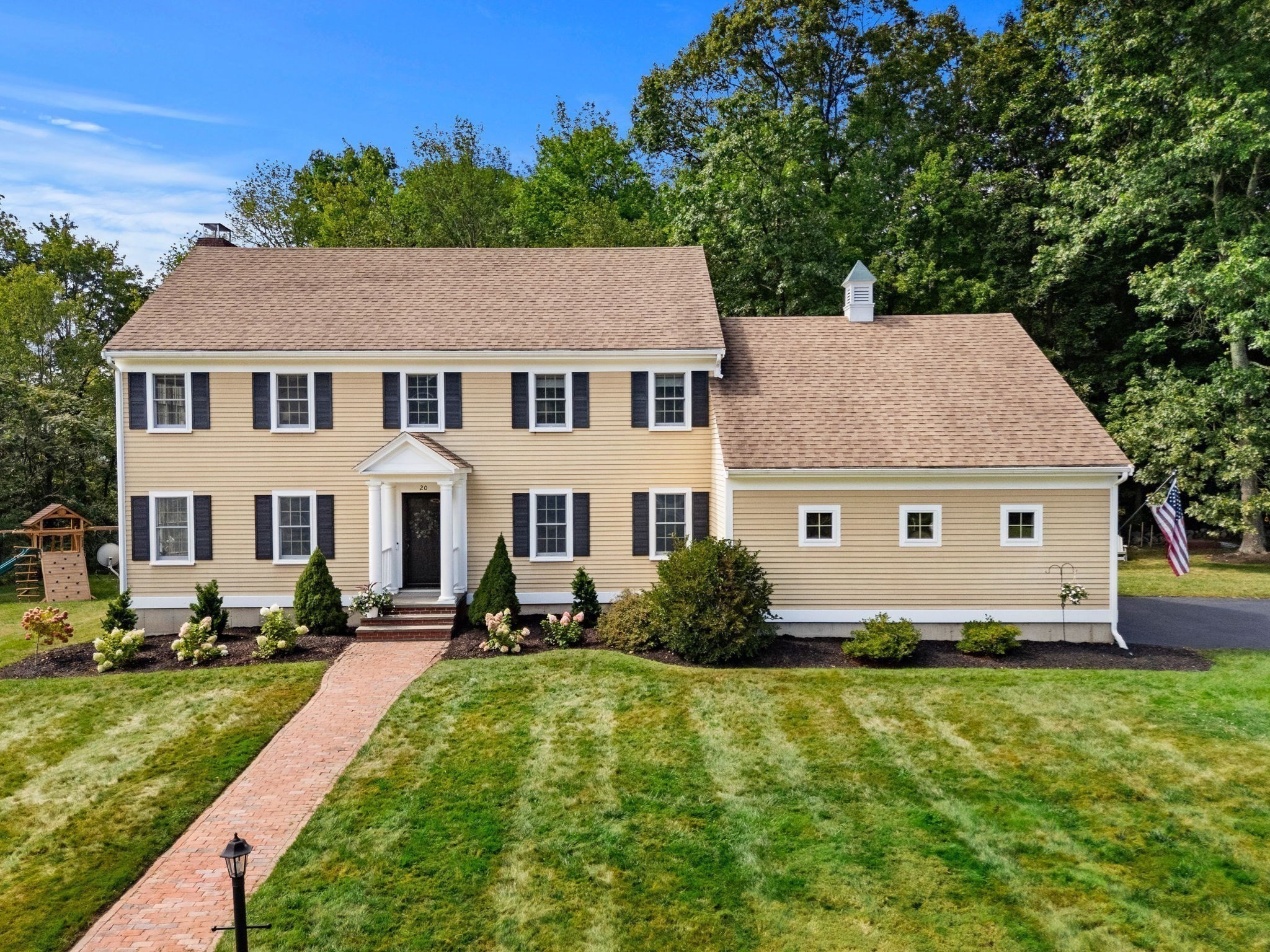 20 Virginia Lane — photo