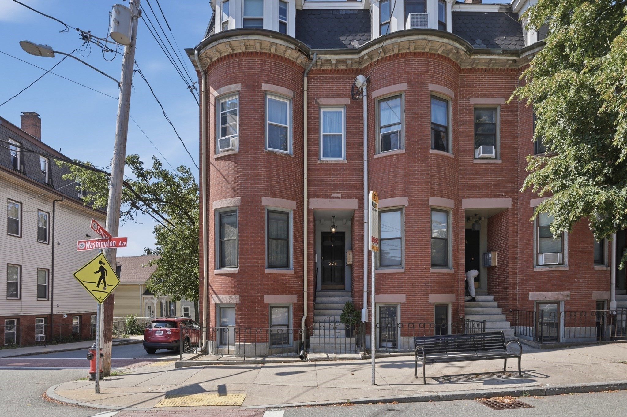 208 Washington Ave #3 — photo