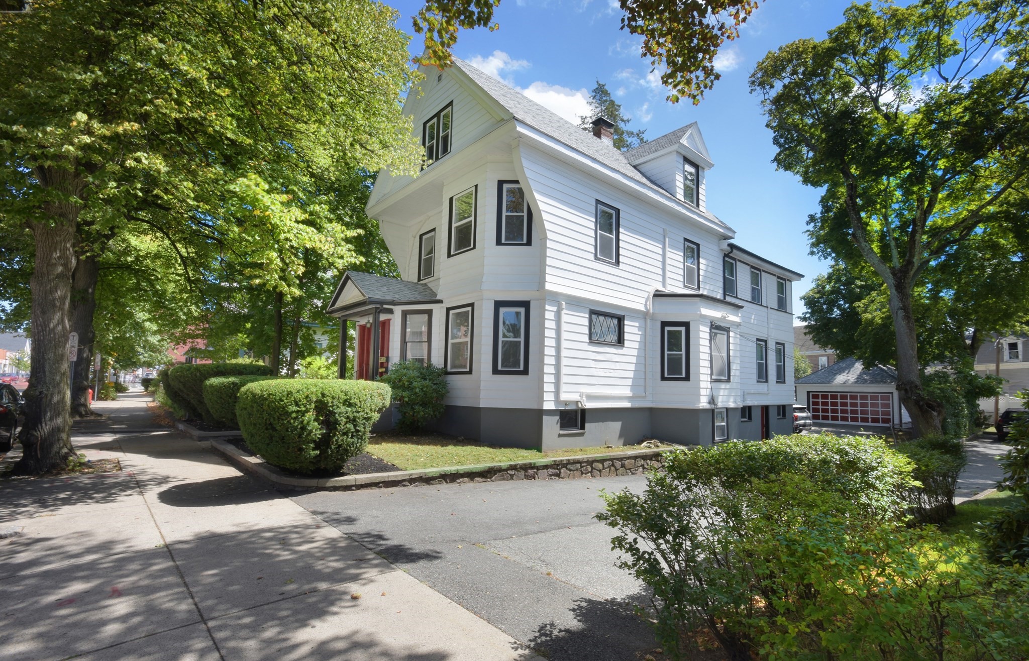 615 Salem St #2 — photo