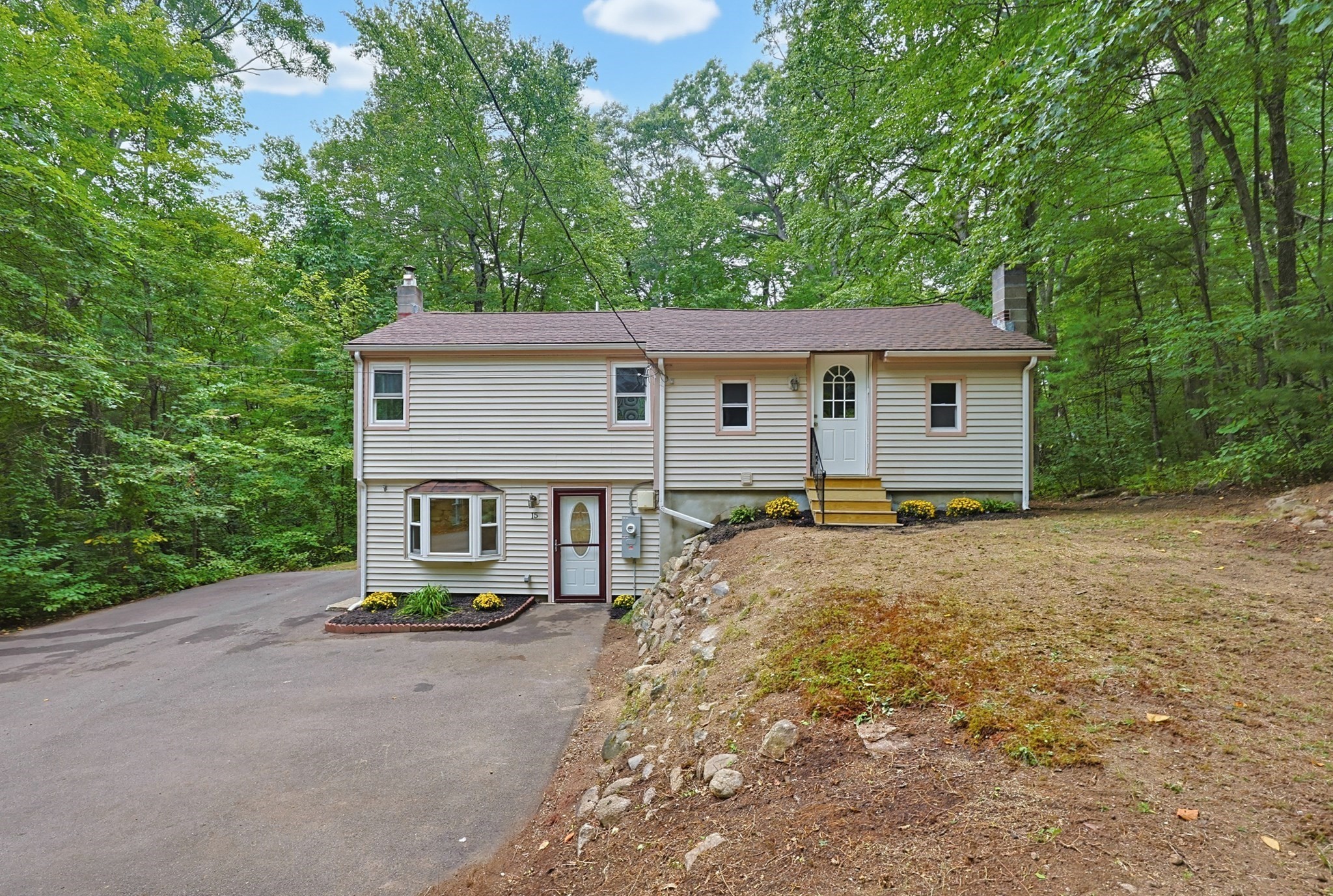 15 Yale Rd — photo