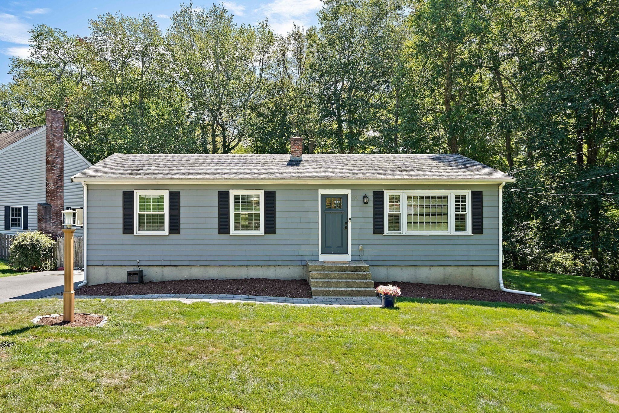 770 South River St — photo