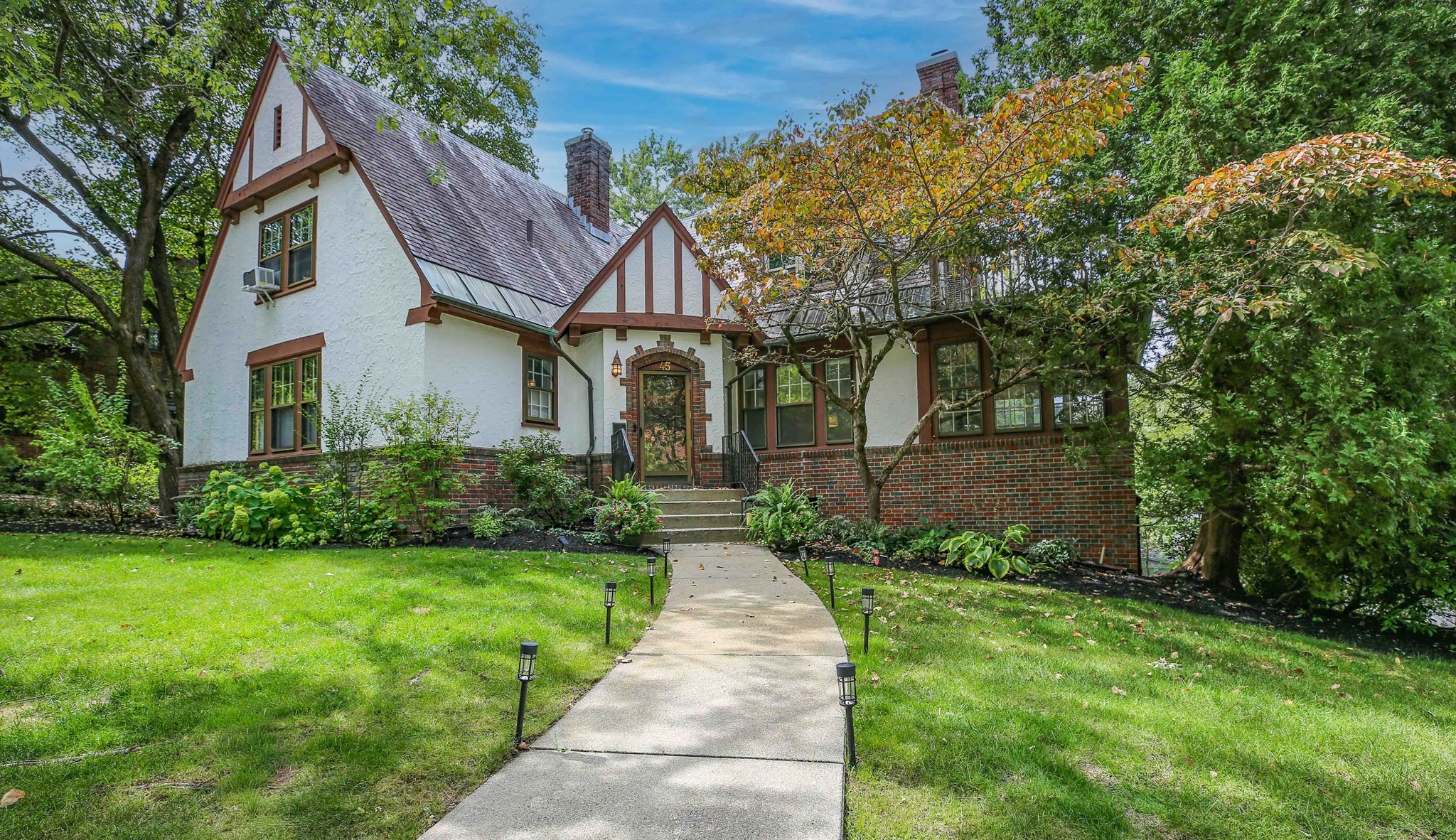 45 Terrace Dr — photo
