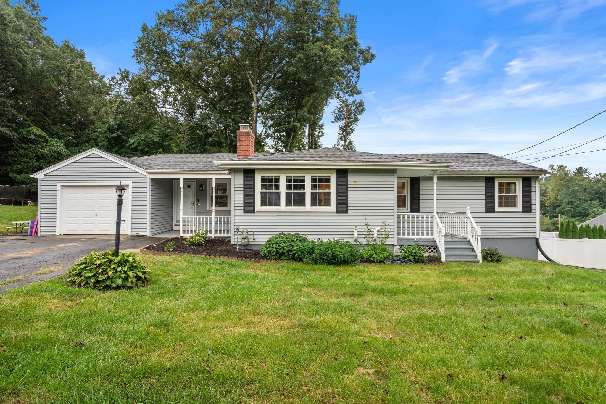 38 Grandview Drive — photo