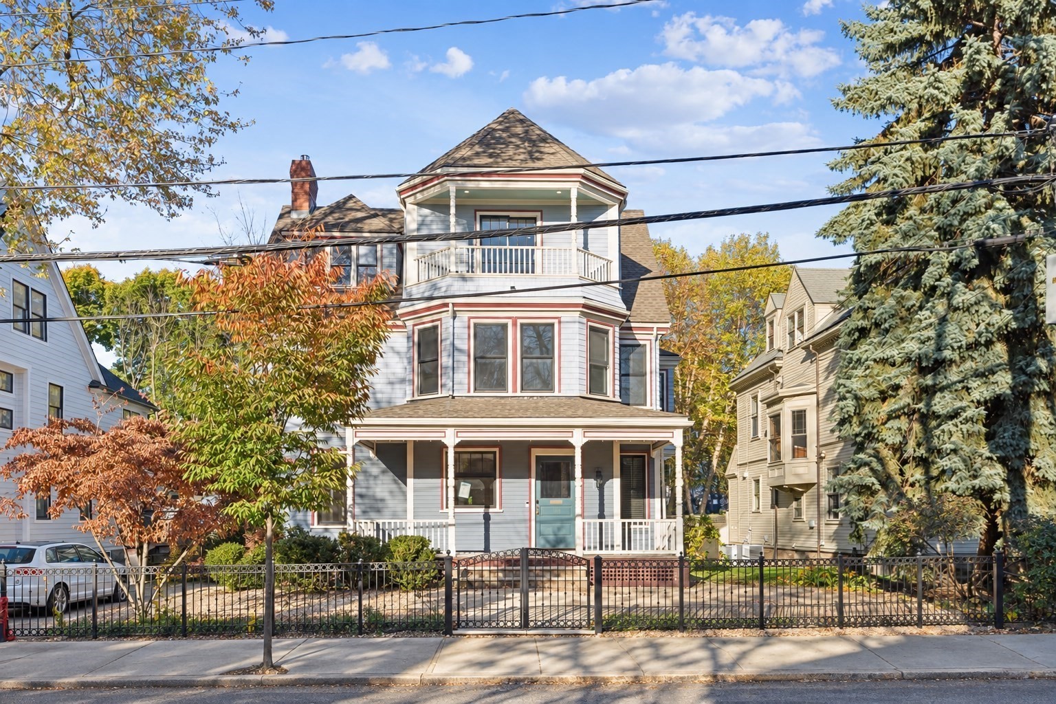 220 Aspinwall Ave — photo