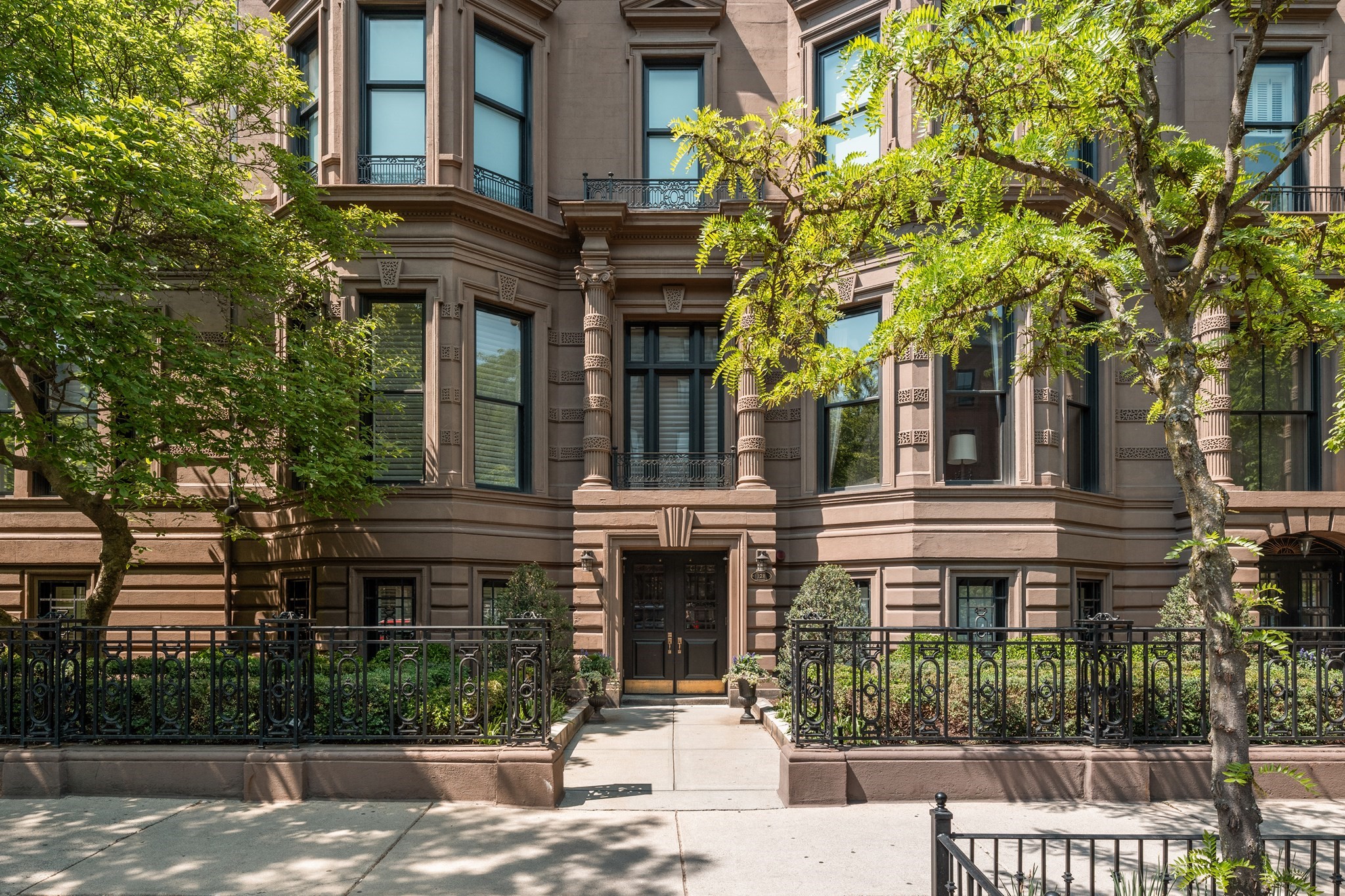 128 Beacon St #H — photo