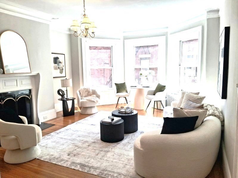869 Beacon #5 — photo