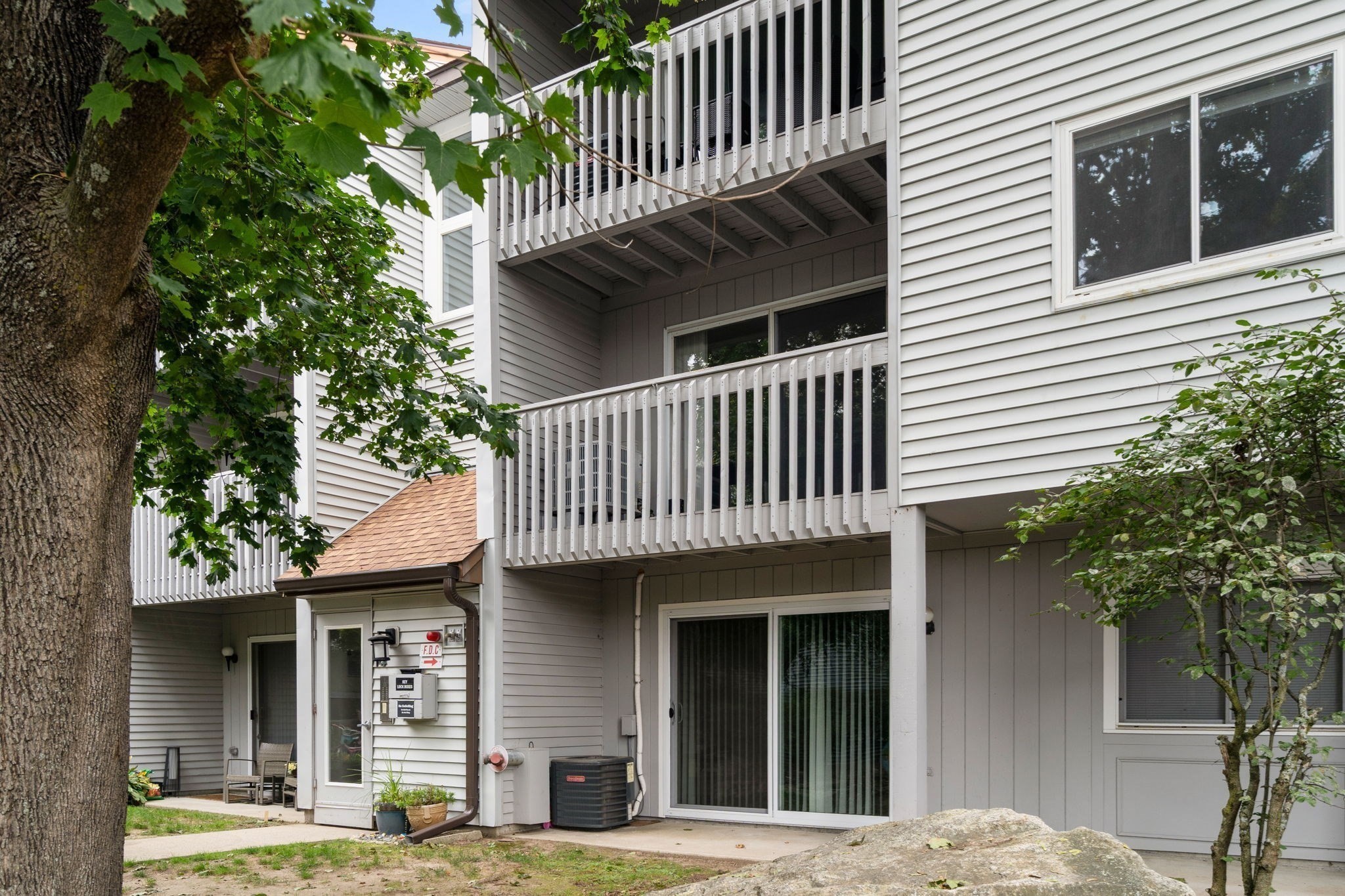 1408 Franklin Crossing Rd #1408 — photo