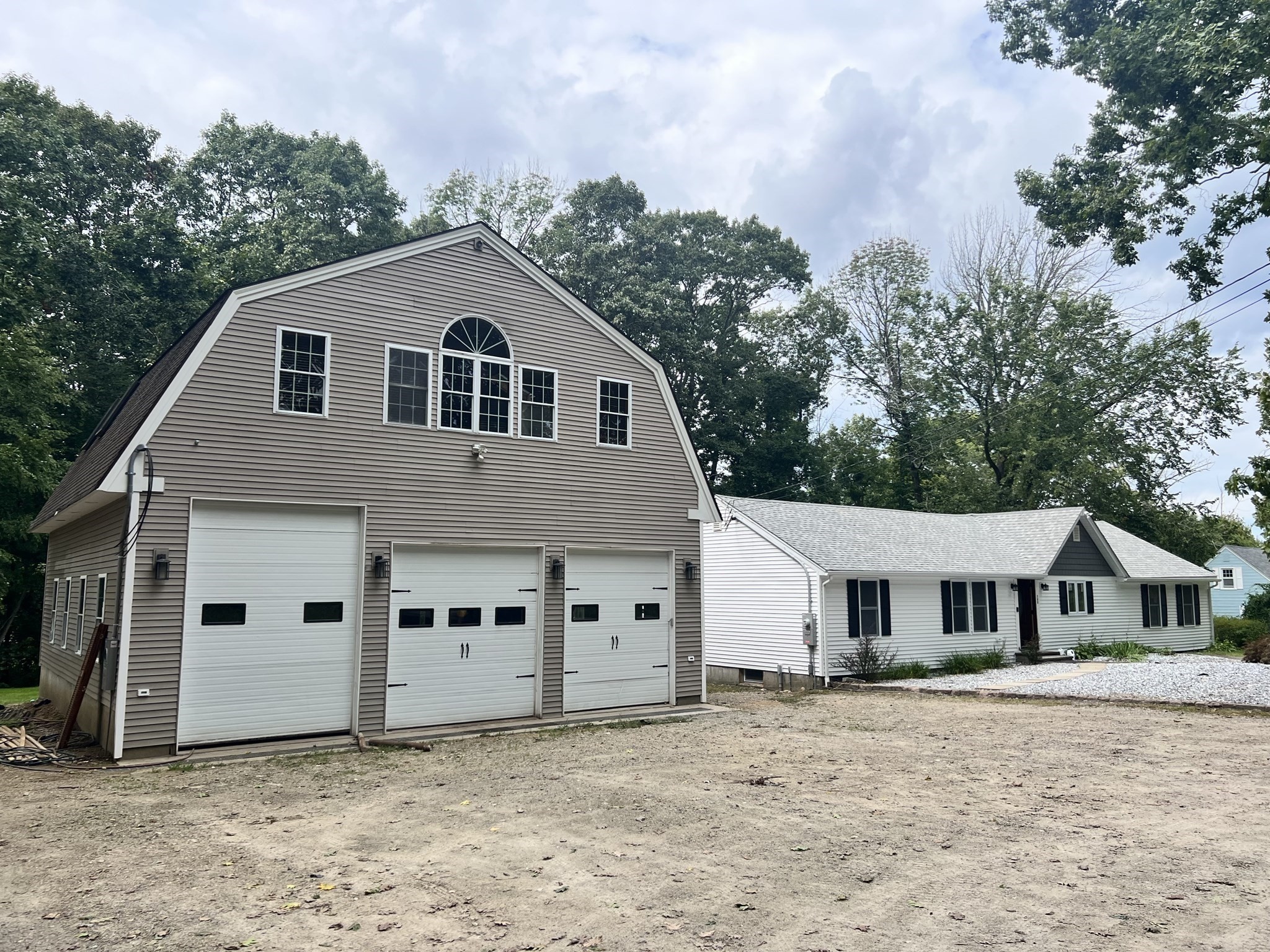 199 Center Depot Road — photo
