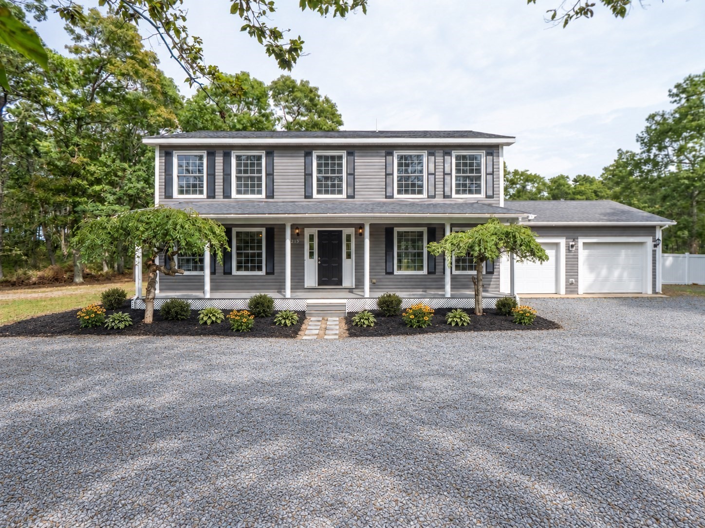215 Ashumet Rd — photo
