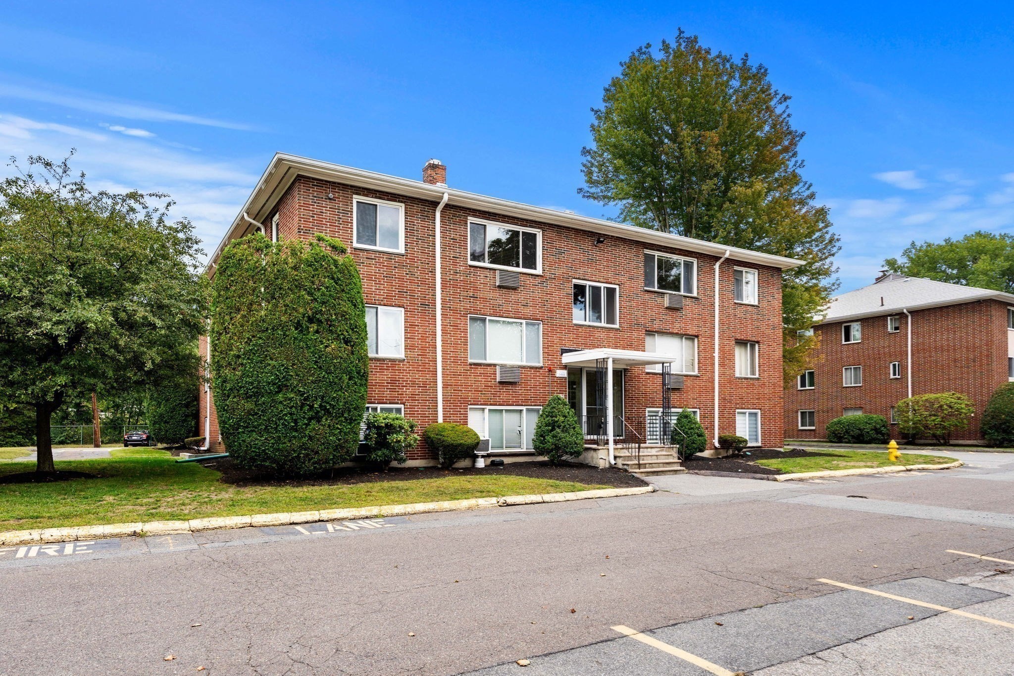 3 Albert Dr #11 — photo