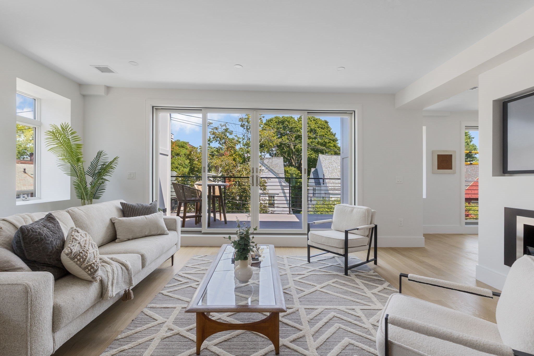 24 Auburn Ph — photo