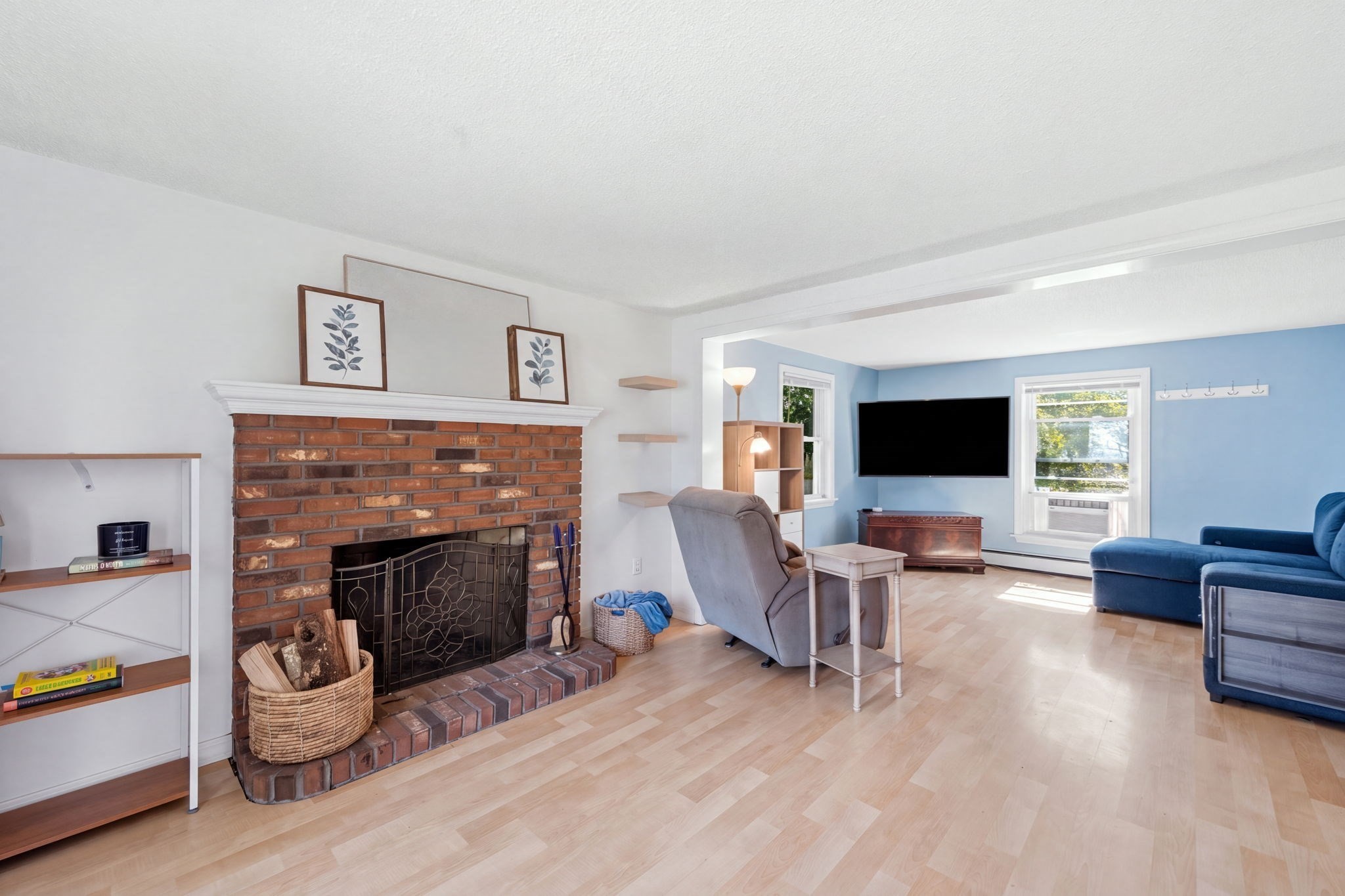 380 Plumtree Road, Springfield, MA 01118 — photo 2