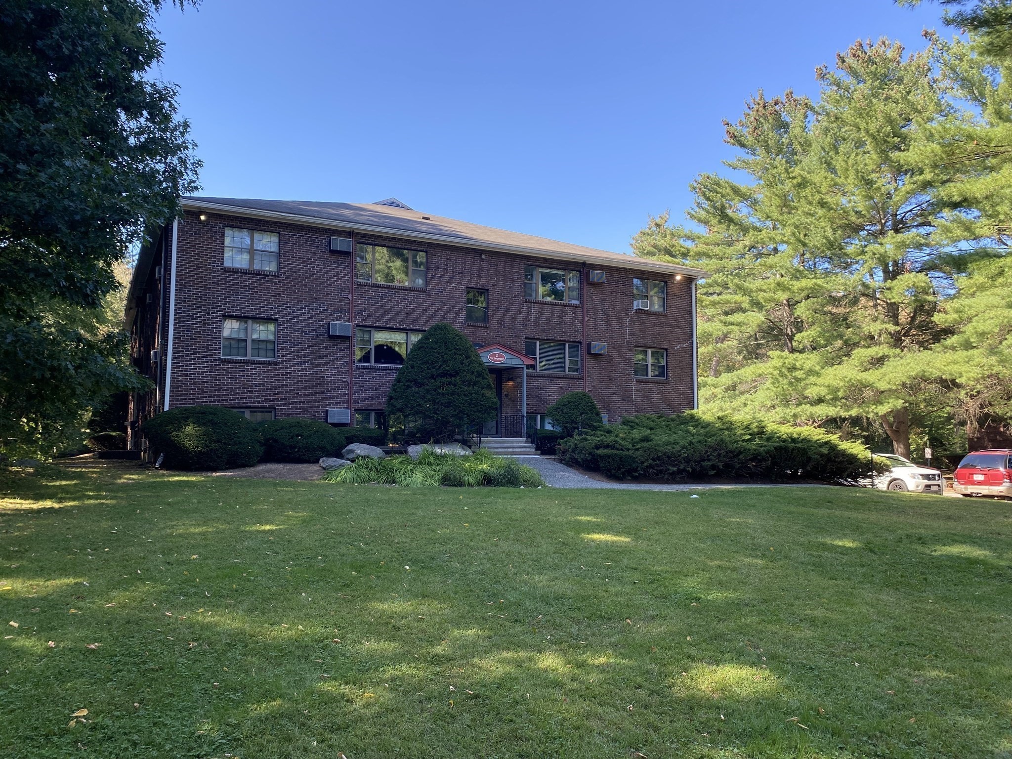 35 Swanson Court #32D — photo